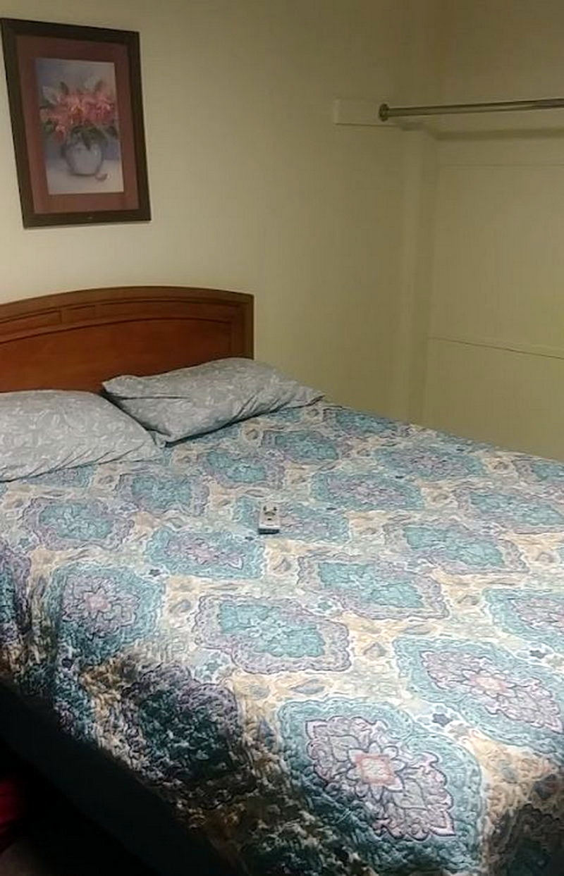 Alpine Motel (Longs Motel) - From Web Listing (newer photo)